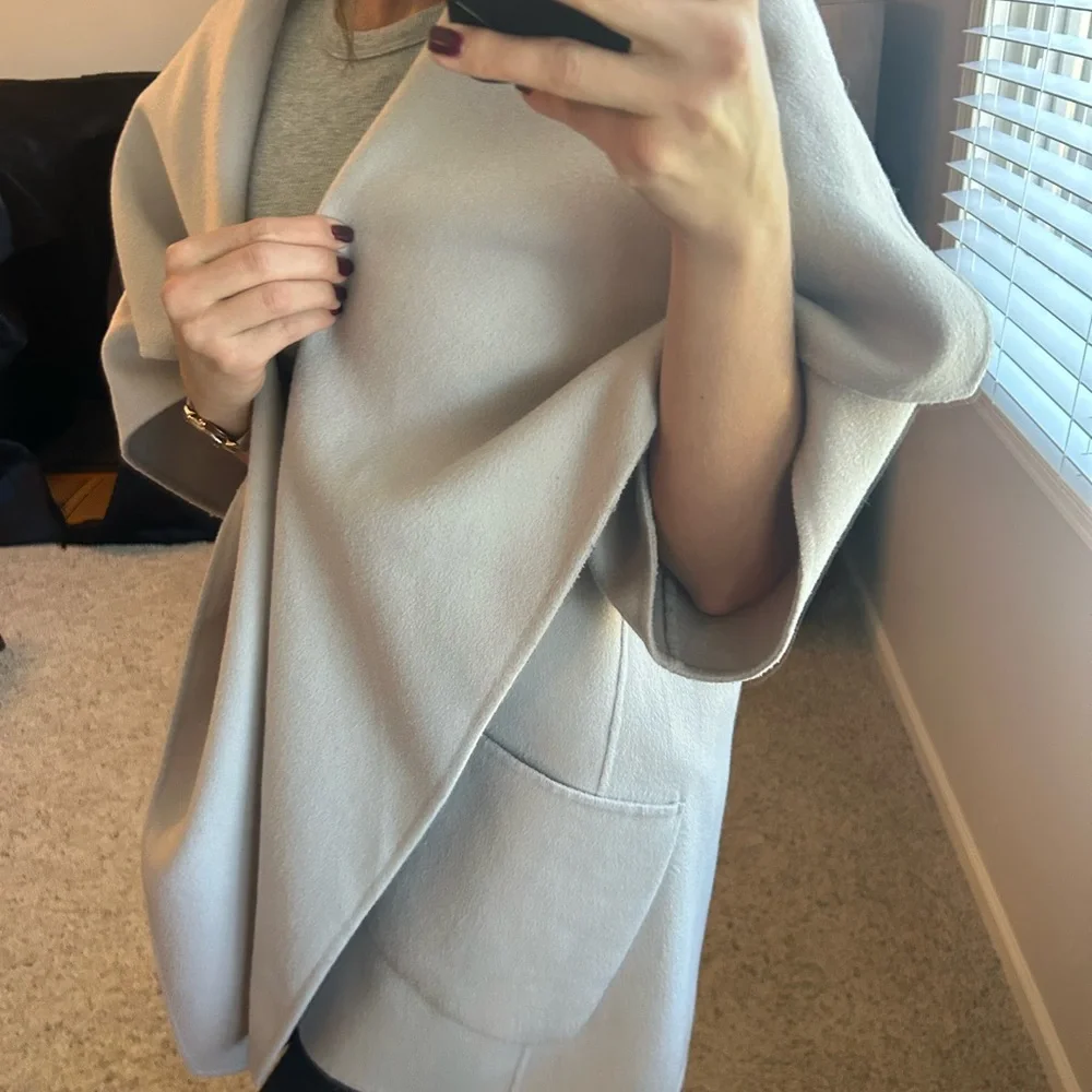 LAMARQUE Penelope Cape Jacket XS/S — RARE — Excellent Condition - Picture 9 of 11